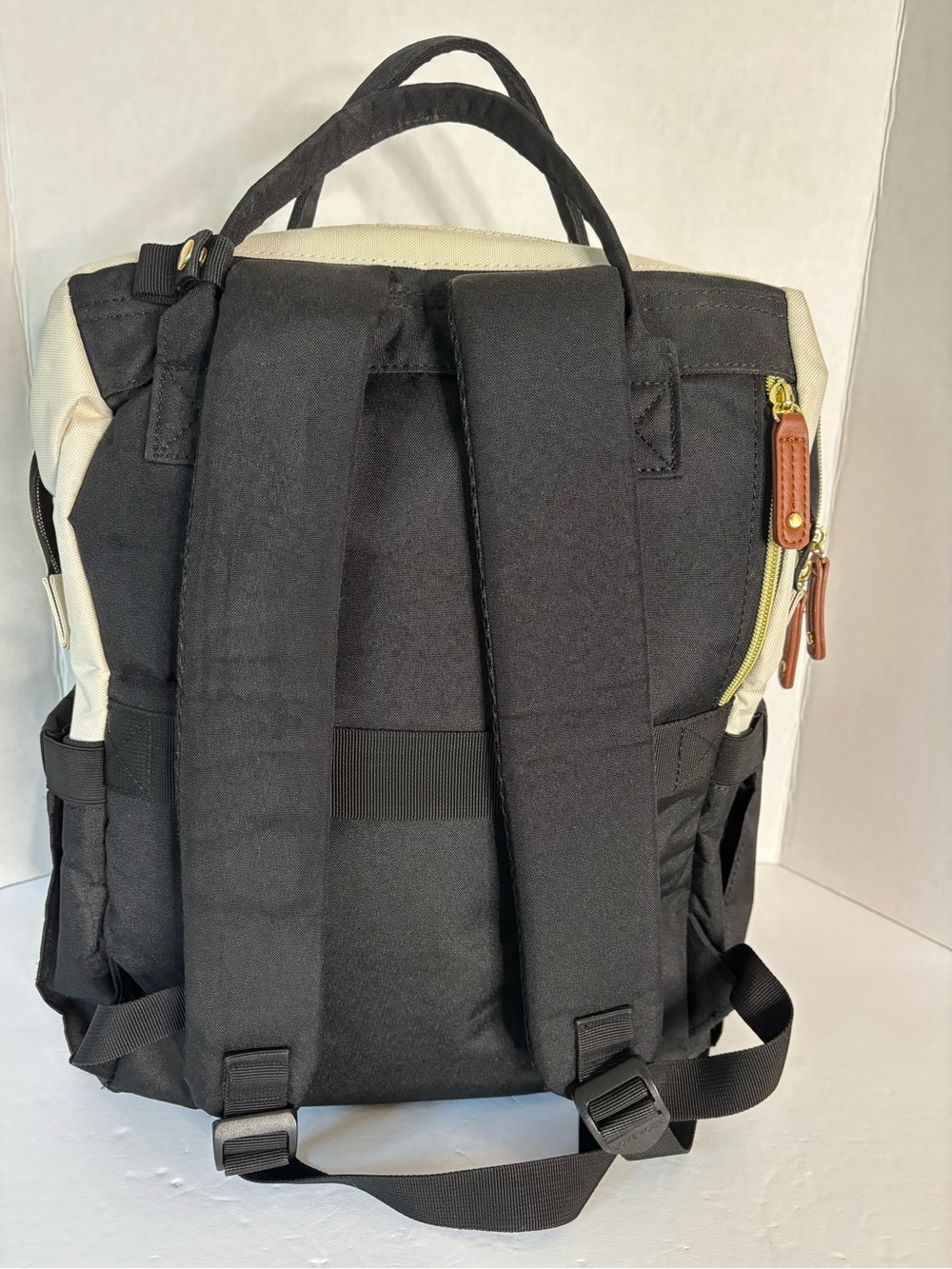 Lovevook Two-Tone Canvas Backpack - Black & Cream with Charging Port - Picture 3 of 13
